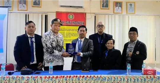 Agar Guru Tenang Mendidik, PGRI dan Peradi Depok Jalin Kemitraan Hukum