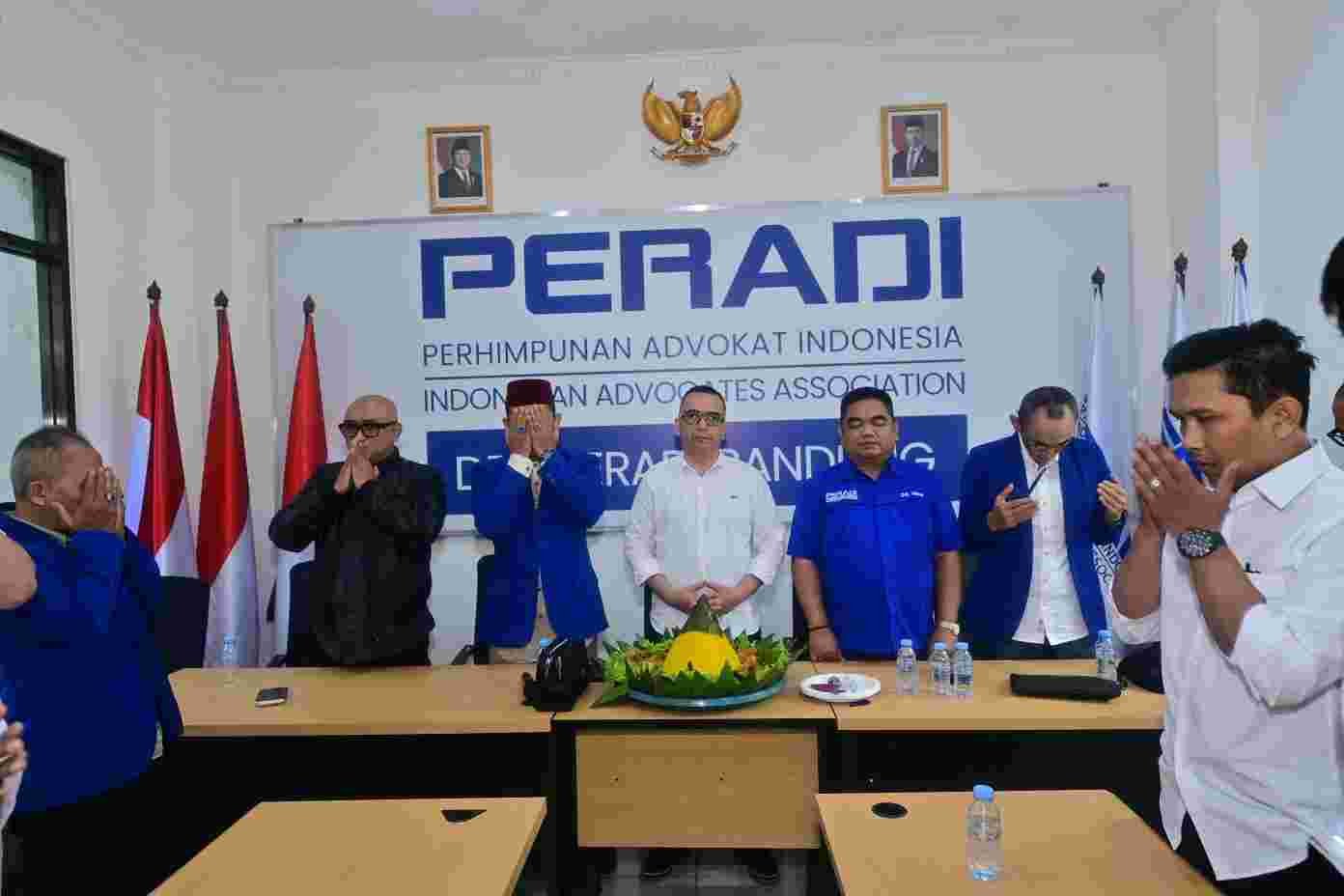 PENGUKUHAN KANTOR SEKRETARIAT DPC PERADI BANDUNG RAYA: UPAYA KONSOLIDASI INSTITUSIONAL DAN OPTIMALISASI PELAYANAN HUKUM