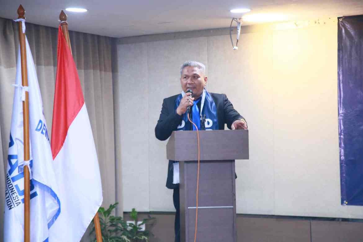 Dr. Imam Hidayat, S.H., M.H. (Ketua DPN PERADI): Sampaikan Ucapan Selamat Hari Pendidikan Nasional 2026, Tekankan Peran Organisasi Advokat Dukung Pendidikan Bermutu dan Berdaya Saing Global