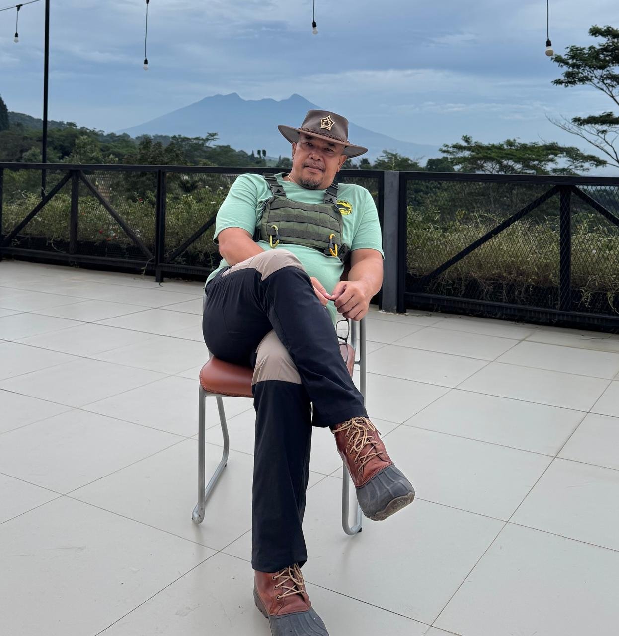 OTT KPK DAN KORUPSI PEJABAT: STRATEGI PERBAIKAN SISTEM OLEH ALAM P. SIMAMORA, SH., MH.